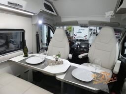 MOOVEO Van 63EB Solar SAT TV 9?Navi RFK Allwetterreifen