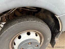 NISSAN Cabstar 35.15 4X2 Doppelbereifung Pritsche Kran