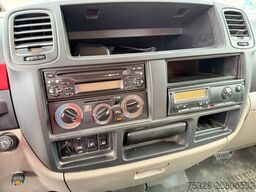 NISSAN Cabstar 35.15 4X2 Doppelbereifung Pritsche Kran