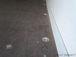 FUSO Canter 7C18 3-Sitzer Klima Koffer Ladebordwand