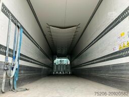 Krone Cool Liner SDR 27 eL4-S mit Ladebordwand