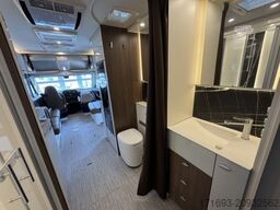 Bürstner Elegance I 920 G barrierefrei mit Hublift