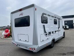 Across Car Aero 689 CDH barrierefrei mit Kassettenlift