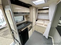 Across Car Aero 689 CDH barrierefrei mit Kassettenlift