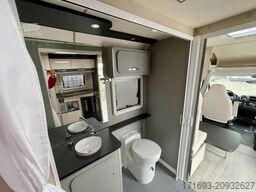 Across Car Aero 689 CDH barrierefrei mit Kassettenlift