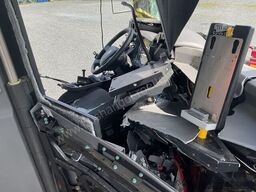 MAN 32 C Efficient Hybrid