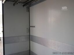 SCHMITZ CARGOBULL / CH?ODNIA / THERMO KING SLX 300 / HAKÓWKA / O?