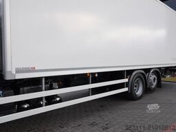 MAN TGS 26.360 / 6x2 / CH?ODNIA -8,2 M / SUPRA 850MT