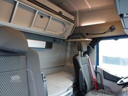 RENAULT T 520 / RETARDER / I-PARK COOL /  HIGH CAB / 11.