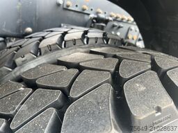  FH16 750 8x4 FH16 750 8x4, Retarder, Globetrotter, Vorlauflift/-lenk, Schwerlast 180T