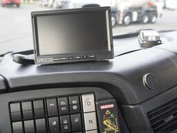 Iveco Stralis X-Way 310 4x2 E6 / Fassi F155