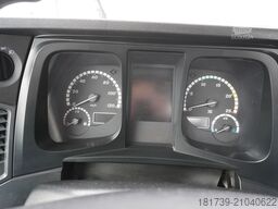 Mercedes-Benz Arocs 2633 flatbed truck / Crane FASSI