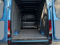 IVECO Daily Kasten HKa 35 S ... V Radstand 3520 L