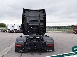 MAN TGX 18.520 Low Deck Hubsattelk. D30 Ret. MIETE