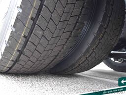 MAN TGX 18.520 Low Deck Hubsattelk. D30 Ret. MIETE
