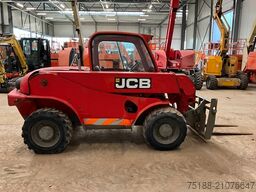 JCB 520-40