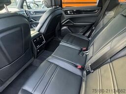 PORSCHE Cayenne E-Hybrid SUV PKW Panoramadach AHK