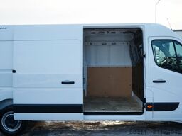 RENAULT MASTER / BLASZAK / FURGON / 2023