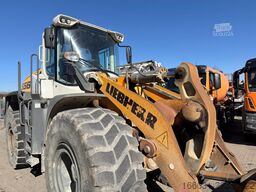 LIEBHERR L566 X-Power German Loader
