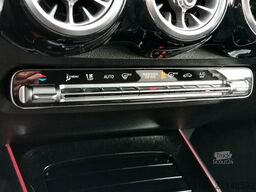 MERCEDES-BENZ GLB 220d 4Matic * AMG*Panorama* Keyless* Ahk