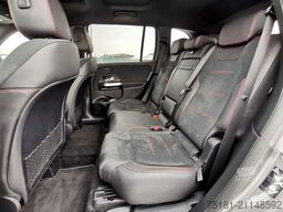 MERCEDES-BENZ GLB 220d 4Matic * AMG*Panorama* Keyless* Ahk