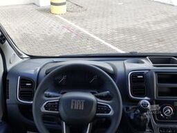 CARADO pro CV 602 Längsbetten / Rahmenfenster / PRO