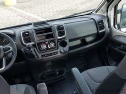 CARADO pro CV 640 pro / Fahrradträger / Längsbetten