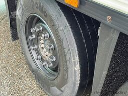 SCHMITZ CARGOBULL SCB*S3B CARRIER VECTOR 1550 LIFT AXLE ONLY 191.0