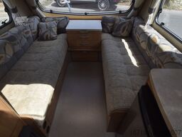 SPRITE Super 390 mit Mover und Vorzelt