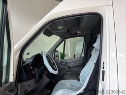MERCEDES-BENZ Sprinter II 516*WERKSTATTWAGEN*REGAL*KLIMA*AHK