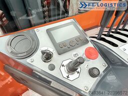 Combilift C4000 DIESEL TRIPLEX 6800 AIR CONDITION