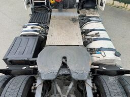 VOLVO FH 400 GLOBETROTTER XL TIRES 90% 2x TANK ORIGINA