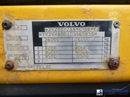 Volvo FE 330 6x4 RHD gritter / salt spreader