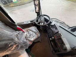 RENAULT RENAULT T 520 4x2 SATTELZUGMASCHINE SCHWARZ