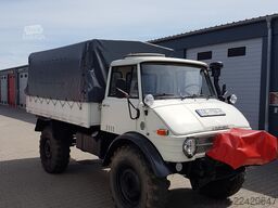 Mercedes-Benz Unimog 416
