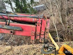 HMF Hermeler Maschinenbau 1150 crane with grab.