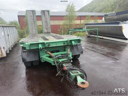 Istrail 3 akslet machine trailer with hydraulic ramps