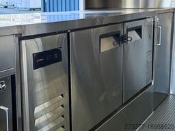 ESSELMANN Delistar Foodtruck 6000 ähn. Airstream