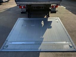 MERCEDES-BENZ ATEGO 821 L Kühlkoffer 6,2 m LBW 1 T*Luft HA