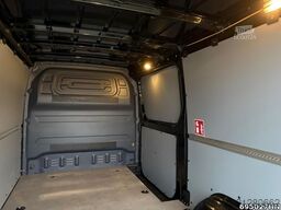 MERCEDES-BENZ Sprinter 317 CDI *Automatik*L2H1*AHK*Klima*Kamer