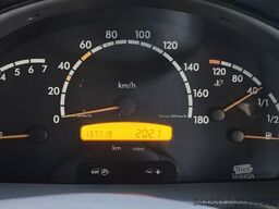 Mercedes-Benz Pilote