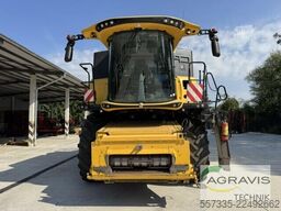New Holland CR 8.90
