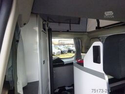 FORD Nugget Plus 150PS Autm. Aufstelldach Navi AHK