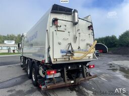 Volvo FM410 6x2 Sweeper Truck – Well Equipped – 282,000