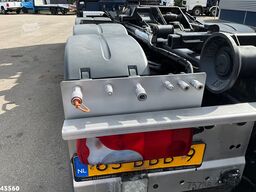 Man TGS 35.440 8x4 HMF 16 Tonmeter Z-kraan