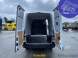 Nissan Interstar 130.35 L2H2