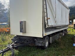 Tyllis trailer with chip body and tipper – hydraulic side