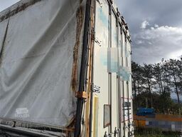 Tyllis trailer with chip body and tipper – hydraulic side