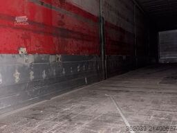 SCHMITZ CARGOBULL SCB*S3T/06 V L N/39 B HO B1 GO BORDWAND LUFT LIF