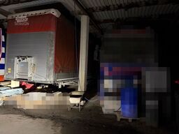 SCHMITZ CARGOBULL SCB*S3T/06 V L N/39 B HO B1 GO BORDWAND LUFT LIF